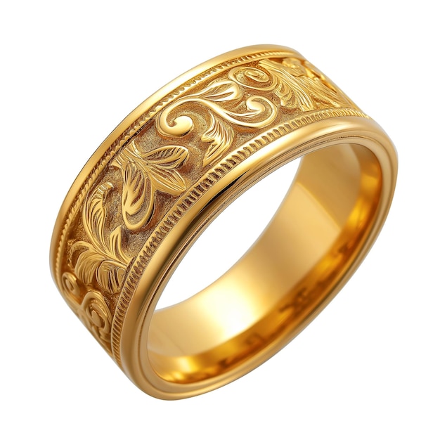 un anillo de oro con un diseño en él