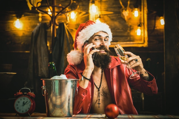 Año nuevo bebiendo bebió santa santa beber champagne año nuevo champagne