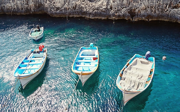 Ansicht der leeren traditionellen maltesischen Boote Luzzu