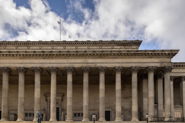 Ansicht der St. Georges Hall in Liverpool, England UK