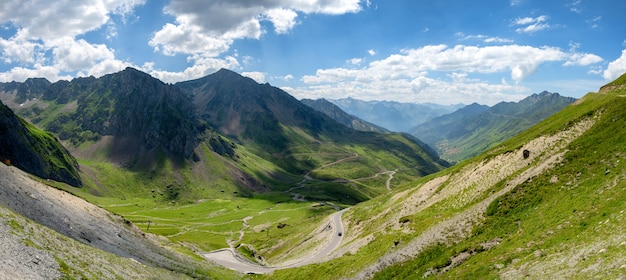 Ansicht von Col du Tourmalet in Pyrenäen-Bergen