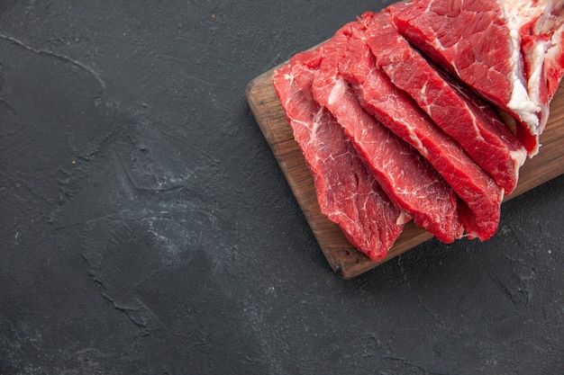 Ansicht von oben frisches geschnittenes Fleisch rohes Fleisch