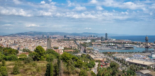 Ansichten von Barcelona vom Montjuic, Spanien