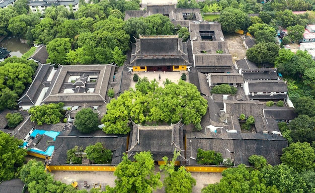Antena do jardim de Suzhou do templo budista tradicional antigo em China