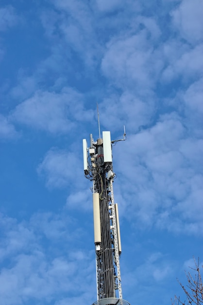 Foto antenas setoriais para estações base para telefones móveis.bts - base transceiver station