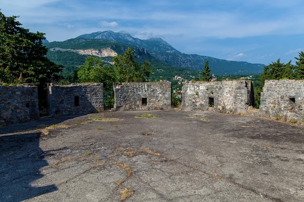 Antiga fortaleza em herceg novi