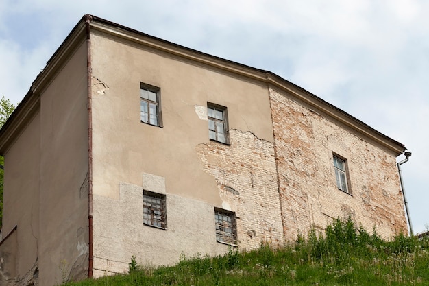 Antiga fortaleza, localizada em Grodno, Bielo-Rússia, close-up