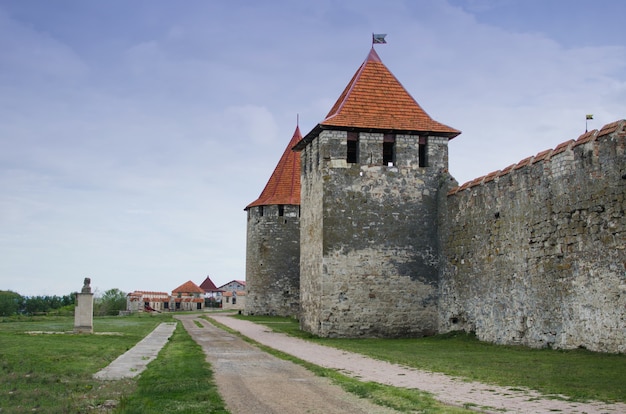 Antiga fortaleza no rio Dniester na cidade Bender