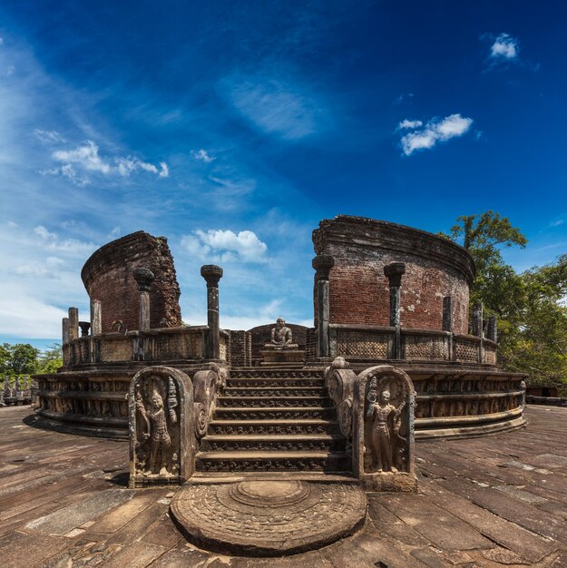 Antiga stupa budista de Vatadage