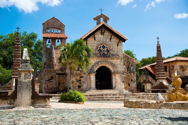 Antiga vila Altos de Chavon - cidade colonial reconstruída na República Dominicana. Casa de Campo, La Romana.