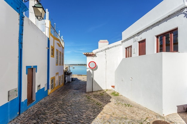 Antigas ruas tradicionais da Vila de Alvor, Portimão.