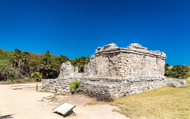 Antigas ruínas maias em tulum, no estado de quintana roo, no méxico