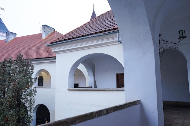 Foto antigo castelo de polanok localizado na cidade de mukachevo ucrânia