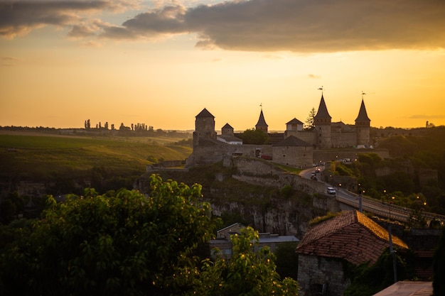 Antigo castelo medieval em Kamianets-Podilskyi