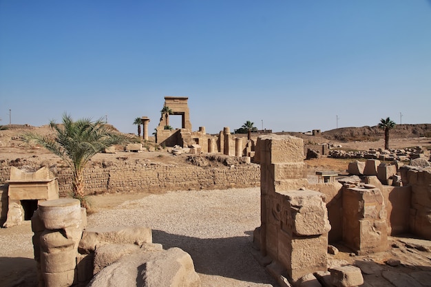 Antigo templo de Karnak em Luxor, Egito