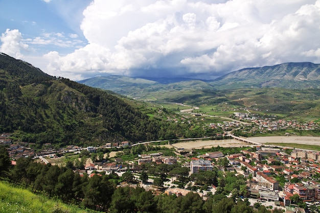 La antigua ciudad de berat en albania