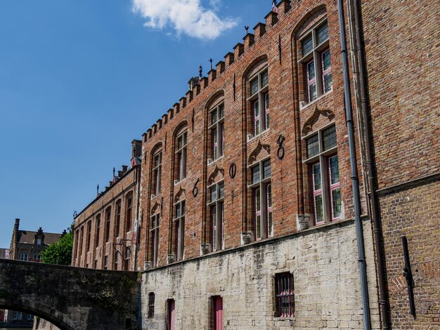 Foto la antigua ciudad de bruges en bélgica.