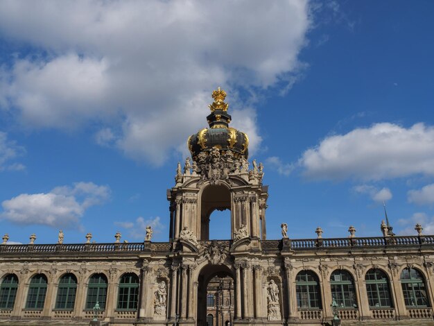 La antigua ciudad de Dresde en Alemania