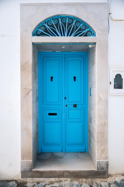 Antigua entrada elegante a la casa puertas tunecinasxA