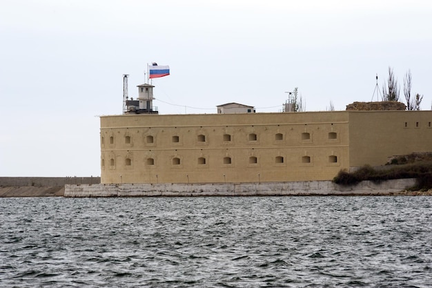 La antigua fortaleza del lado norte de Sebastopol Crimea