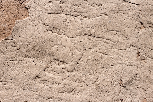 Antigua muralla de mazorca con superficie agrietada