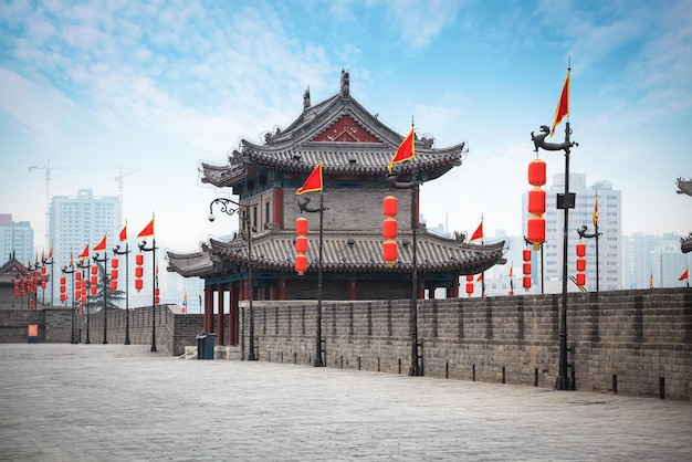 Antigua torre en la muralla de la ciudad de Xi'anChina