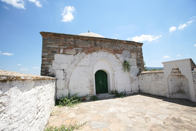 Antigua tumba otomana en Aydin Turkiye
