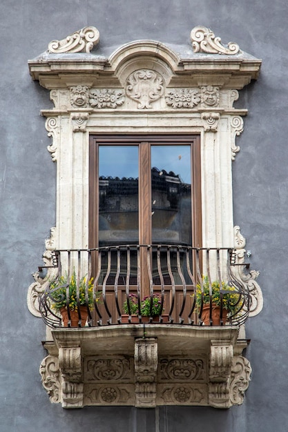 Antigua ventana siciliana