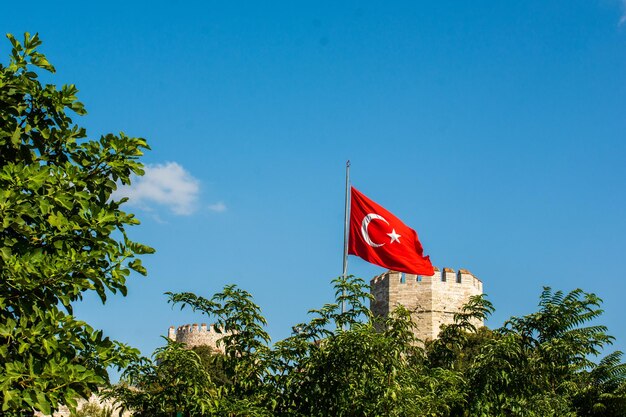 Las antiguas murallas de la ciudad de Constantinopla en Estambul Turquía