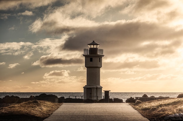 Antiguo faro de Akranes en Akranes Islandia