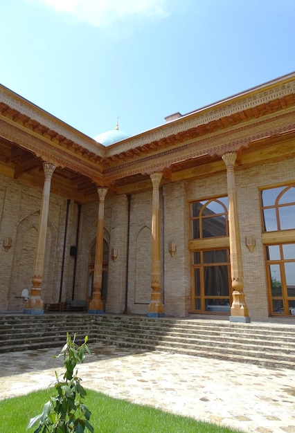 Antiguo palacio en la ciudad de Tashkent