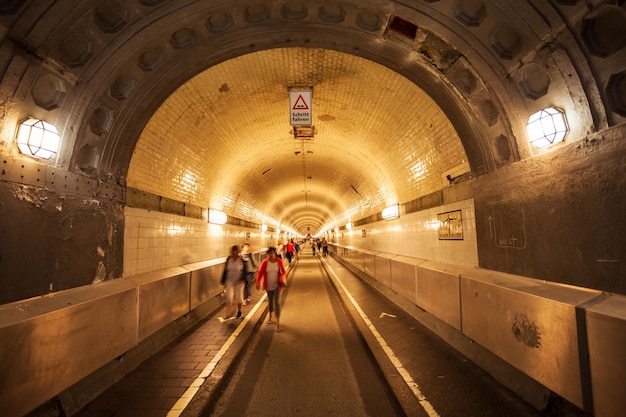 Antiguo Túnel del Elba en Hamburgo