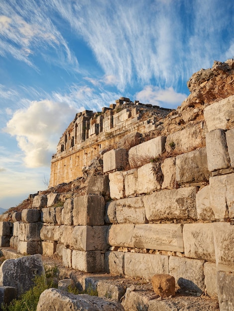 Antike Ruinen in der Neuzeit Aufnahme von antiken römischen Ruinen in der Türkei