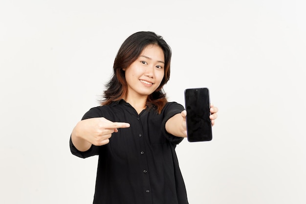 Anzeigen von Apps oder Anzeigen auf dem Smartphone des leeren Bildschirms der schönen asiatischen Frau, Isolated On White Background