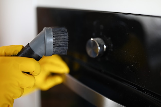 Aparato de cocina moderno con pantalla