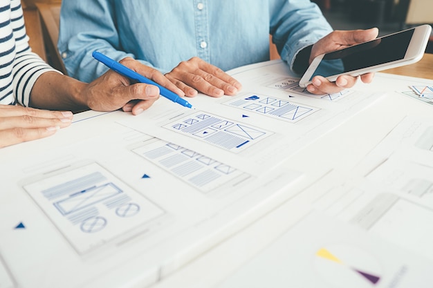 Aplicación de planificación de Creative Web Designer y diseño de plantilla de desarrollo