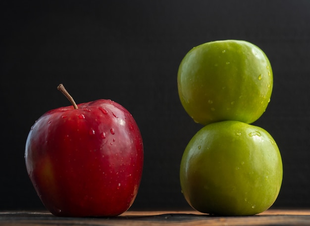 Apple auf dunkel