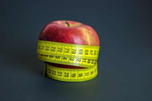 Apple e fita métrica