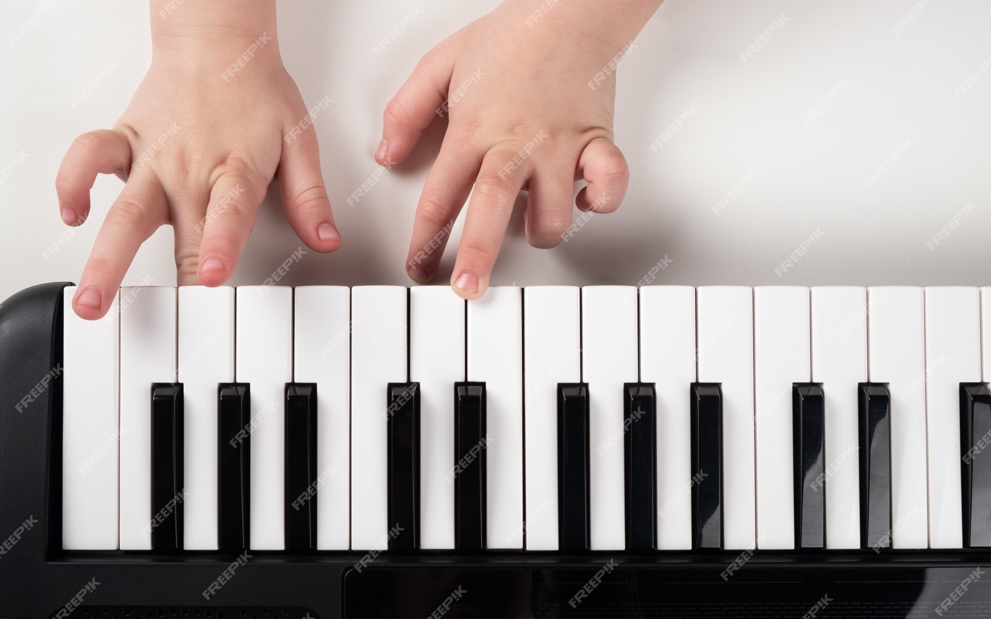 Jogo Da Mão Do Pianista Da Música Do Piano. Imagem de Stock - Imagem de  nota, executor: 21364885