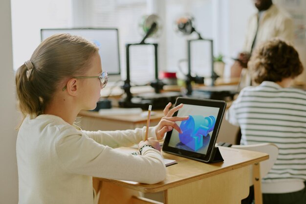 Aprendizaje con tableta interactiva en el aula