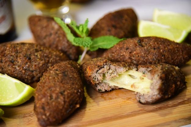 Arabisches Essen gebratene Fleischbällchen