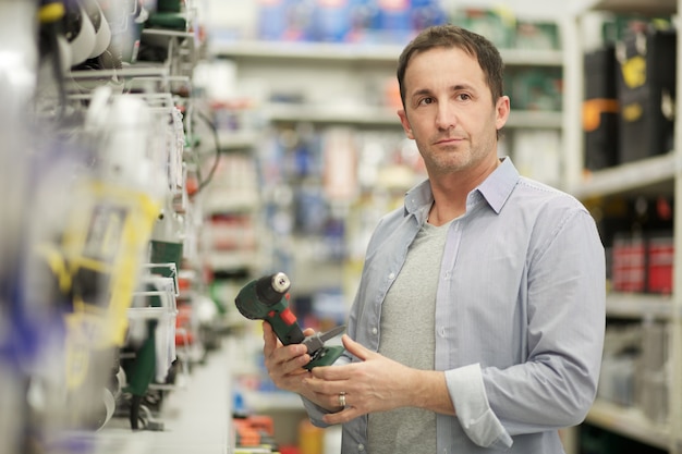 Arbeiten im Baumarkt