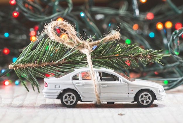 Foto Árbol de navidad en la ciudad