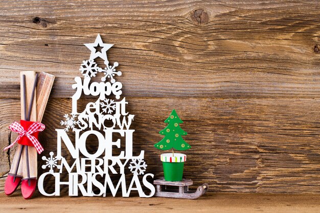 Foto Árbol de navidad, deseo de noel, abeto de las letras.