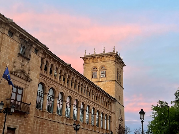 Architektur in der Stadt Soria Castilla y Leon Spanien Der Palast der Grafen von Gomara wurde im 16. Jahrhundert erbaut und ist das Renaissancegebäude der Stadt