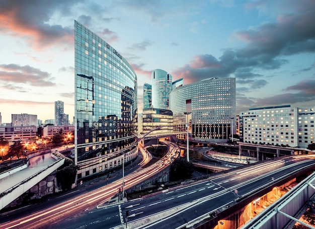 Architektur in La Défense, Paris, Frankreich