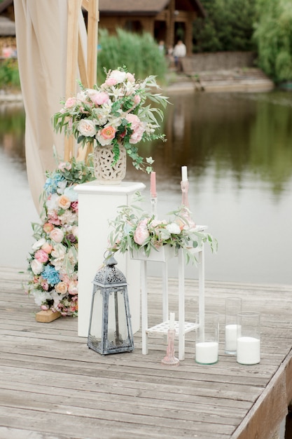 Arco de boda decoraciones florales