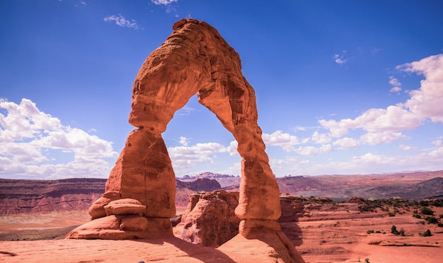 Arco delicado, Parque Nacional Arches, cerca de Moab en Grand County, Utah, Estados Unidos