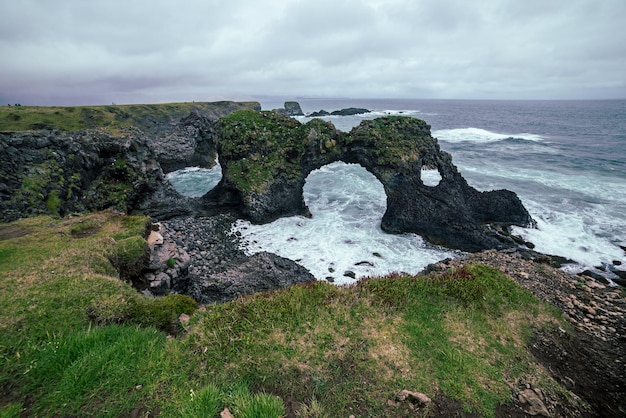 Arco Gatklettur Islândia