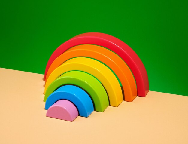 Arco iris colorido y estado de ánimo divertido Composición brillante del verano y las vacaciones